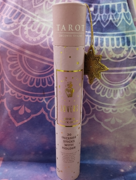 INCIENSO TAROT LOS AMANTES CON ROSA Y MADERA AGAR