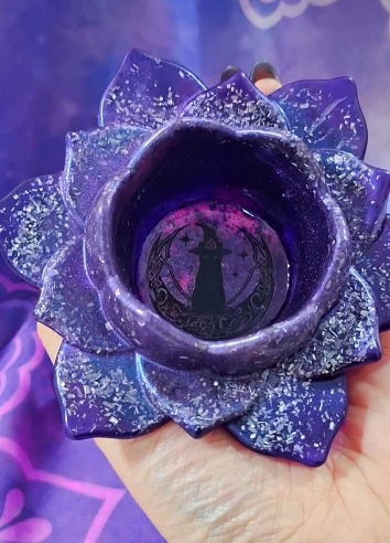 PORTAVELAS ORGONITA FLOR DE LOTO CON GATO