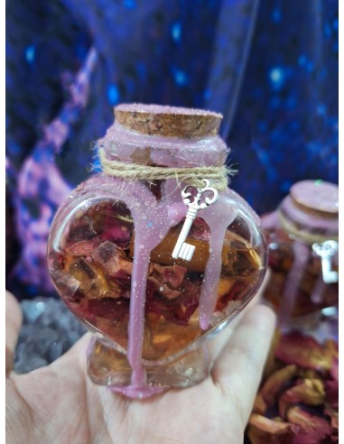 TARRITO DEL AMOR CON ACEITE ESENCIAL DE YLANG YLANG, CUARZO ROSA, CANELA Y PETALOS DE ROSA.