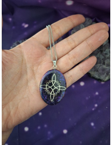 COLGANTE NUDO DE BRUJAS CON TURMALINA NEGRA