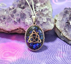 COLGANTE ORGONITA TRIQUETA