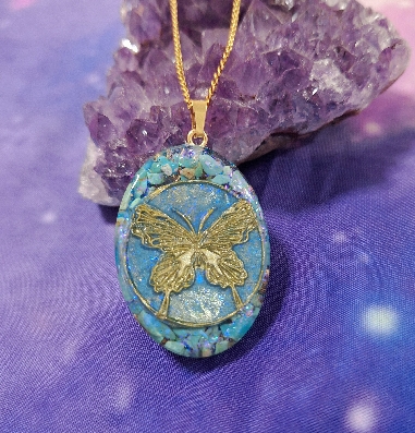 COLGANTE ORGONITA CON MARIPOSA-1