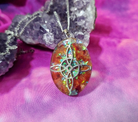 COLGANTE ORGONITA NUDO DE BRUJAS-5