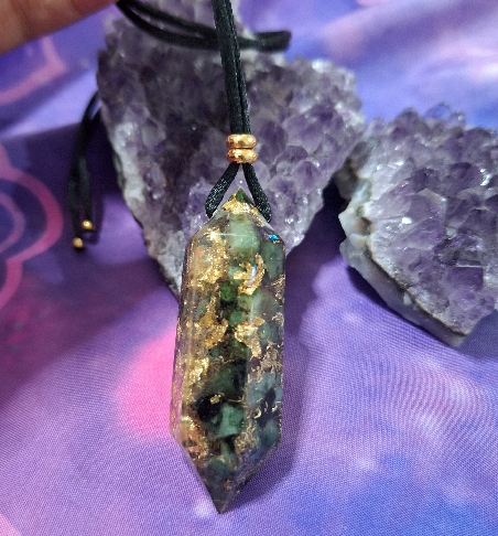 PENDULO ORGONITA DE ESMERALDA