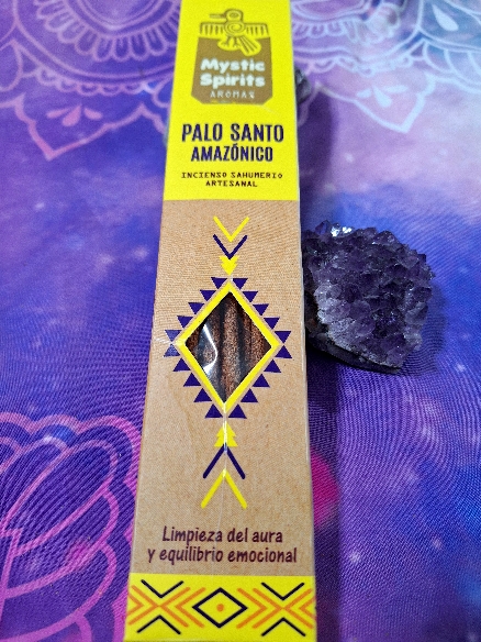 INCIENSO ARTESANO DE PALO SANTO AMAZÓNICO