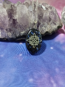 COLGANTE ORGONITA NUDO DE BRUJAS-7