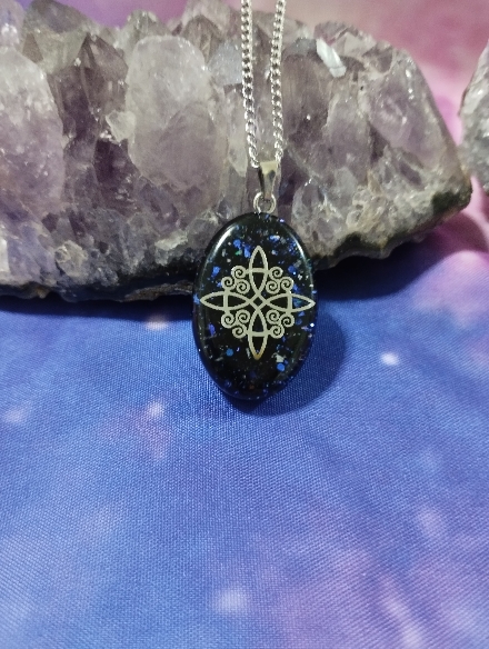 COLGANTE ORGONITA NUDO DE BRUJAS-7