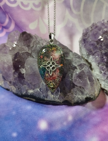 COLGANTE ORGONITA NUDO DE BRUJAS-11