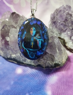 COLGANTE ORGONITA CON DIOSA HECATE-4