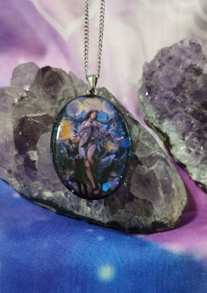 COLGANTE ORGONITA CON DIOSA HECATE-6