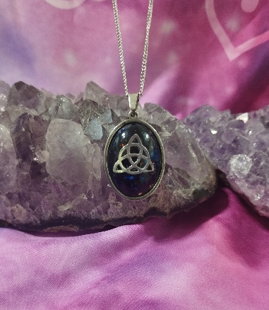 COLGANTE ORGONITA TRIQUETA-1