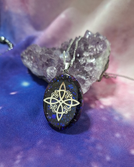 COLGANTE ORGONITA NUDO DE BRUJAS-15