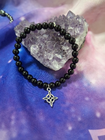 PULSERA DE TURMALINA CON NUDO DE BRUJAS