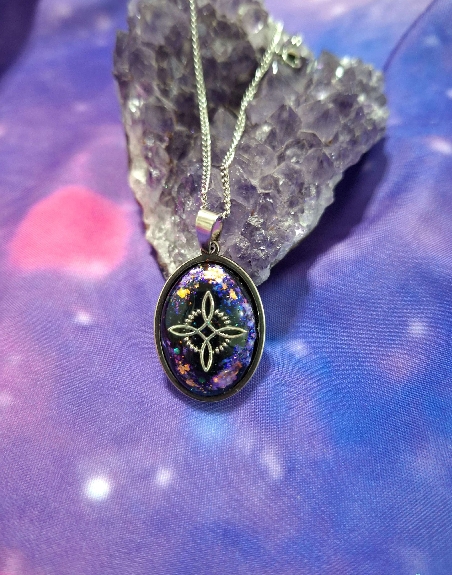 COLGANTE ORGONITA NUDO DE BRUJAS-18